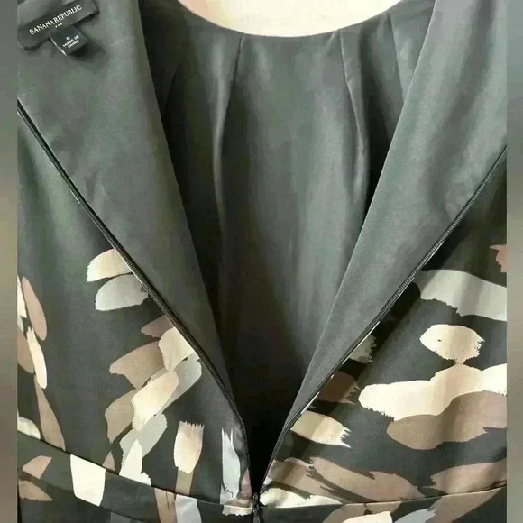 Banana Republic Women's Cap-Sleeve Sheath Dress Abstract Print - Size 6 - Picture 7 of 8